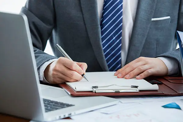 什么是底线法律