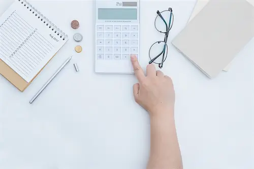 考法律学校都干什么